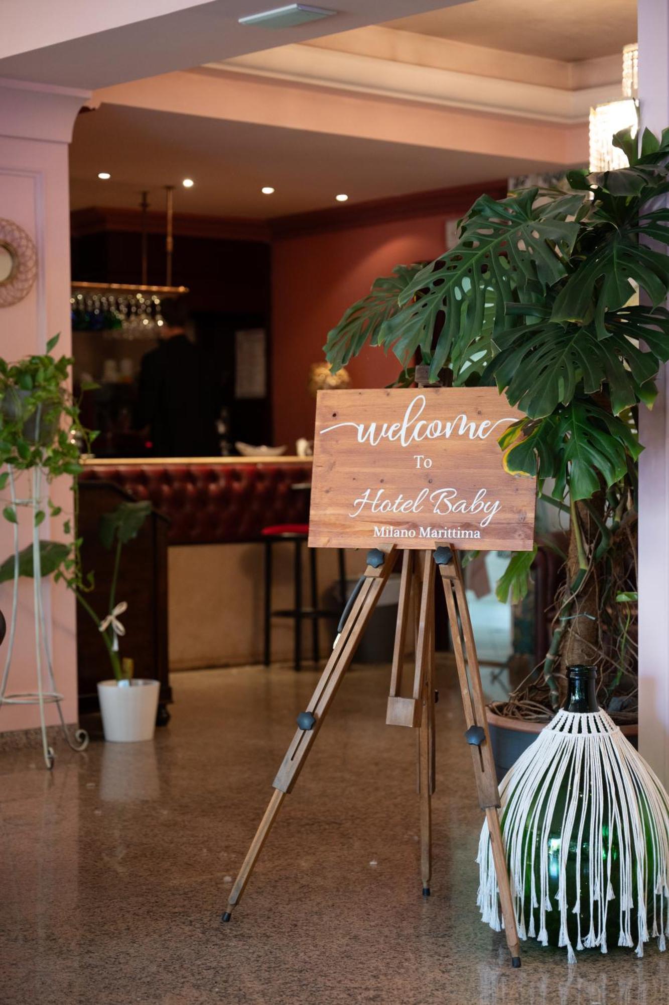 Hotel Baby B&B Milano Marittima Exterior foto